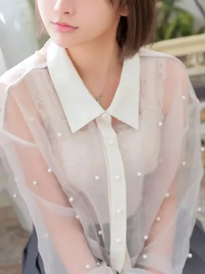 月本 かえ