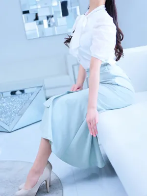 新人・莉子(りこ)