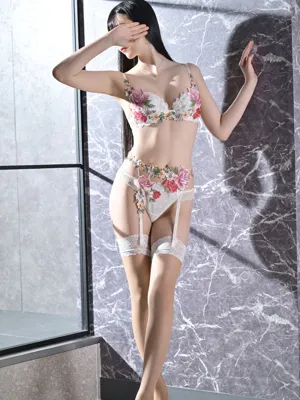 雪村 吉乃