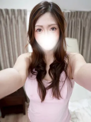 Hitomi koizumi