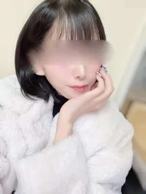 麦谷 菜緒