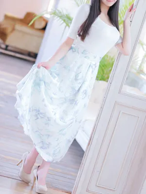 新人・琴莉(ことり)