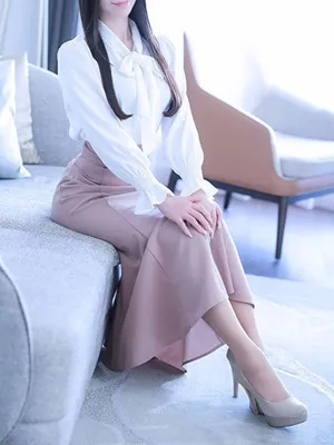 新人・明奈(あきな)