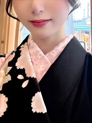 東口 えり