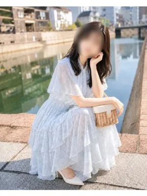 新人・早弓(さゆみ)
