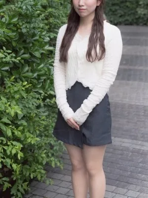 小野 彩葉