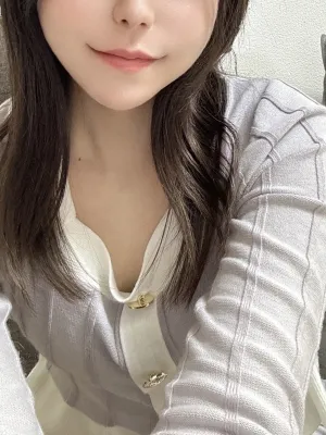 上野夏帆