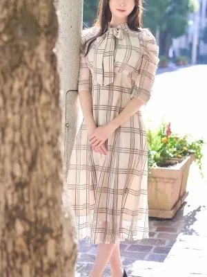 都築 璃音