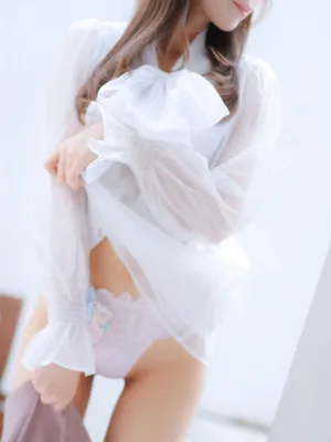 玲緒奈(れおな)