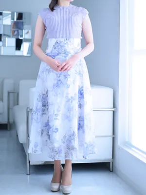 新人・花純(かすみ)