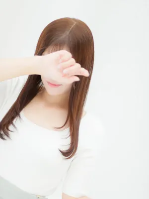 新人・亜依(あい)