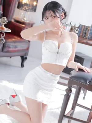 朝比奈やえ