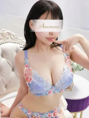 水樹レイラ