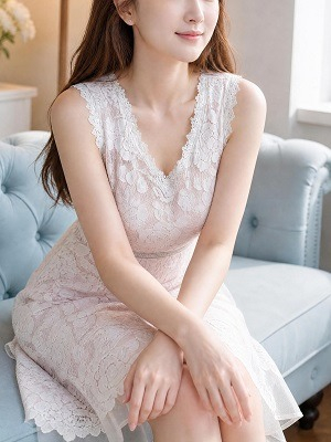 小谷真央/