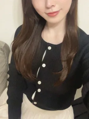 石井 ひな