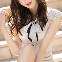 現役女子大生の品格に触れて「麗奈TOKYO」